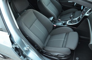 Opel Astra J Sports Tourer Facelifting 1.6 CDTI  136KM 2014 ZAREJESTROWANA LIFT 1.6CDTI 136KM SERWIS LEDY NAVI KAMERA BLISS ALU 2xPDC, zdjęcie 26