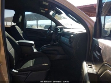 Chevrolet 2023 Chevrolet Colorado 2023r., 4x4, 2.7L 2.7 Benzyna 310KM, zdjęcie 8