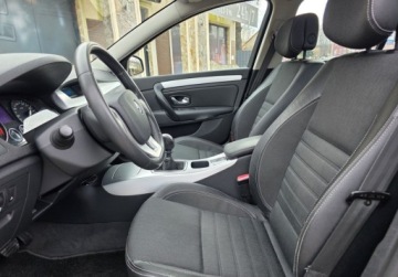 Renault Laguna III Hatchback 2.0 16v 140KM 2009 Renault Laguna 2,0 Benzyna - Bezwypadkowa - Zarejestrowana 2.0 Benzyna, zdjęcie 10