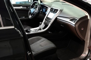 Ford Mondeo V Kombi 1.5 EcoBoost 160KM 2017 Ford Mondeo 1.5T 16V Navi Climatronic BLIS Kamera SYNC 2xCz.Park. Temp. Gw, zdjęcie 8
