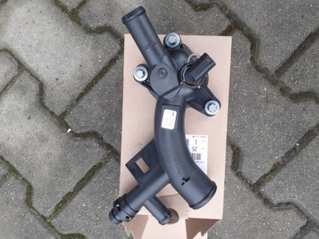 ВОДЯНОЙ ПАТРУБОК ASTRA J MOKKA ZAFIRA C 1.4 Turbo OE