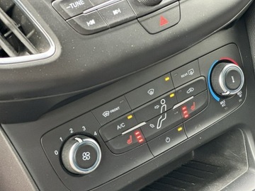 Ford Focus III Kombi Facelifting 1.0 EcoBoost 140KM 2018 Ford Focus ST-Line*Navi* Tylko 85000km!, zdjęcie 26