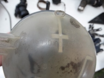 NÁDOBKA VYROVNÁVACÍ MERCEDES W169 1695000149