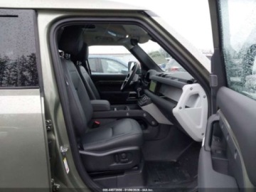Land Rover Defender IV (L663) 2024 Land Rover Defender 110 P300 2024 2.0 Benzyna 296KM, zdjęcie 9