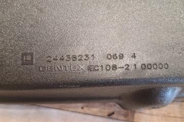 ZRCÁTKO VNITŘNÍ OPEL VECTRA C ESTATE 24438231 2.2L DIESEL 92KW 2004