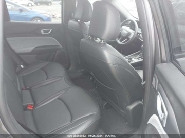 Jeep Compass II 2023 Jeep Compass Latitude lux, 2023r., 4x4, 2.0L 2.0 Benzyna 200KM, zdjęcie 9