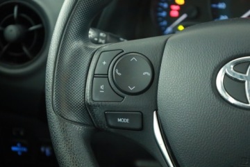 Toyota Corolla XI Sedan Facelifting 1,33 Dual VVT-i 99KM 2017 Toyota Corolla 1.3 Dual VVT-i, Salon Polska, zdjęcie 10