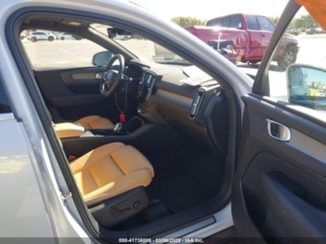 Volvo XC40 Crossover 2.0 T5 247KM 2020 Volvo XC 40 2020 VOLVO XC40 T5 INSCRIPTION 2.0 Benzyna 248KM, zdjęcie 15