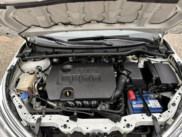 Toyota Corolla XI Sedan Facelifting 1,6 Valvematic 132KM 2017 Toyota Corolla 1.6 benzyna/Biała perła/Kamera, zdjęcie 32