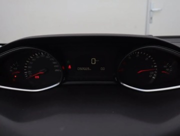 Peugeot 308 II SW Facelifting 1.5 BlueHDI 130KM 2019 Peugeot 308 1.5 BlueHDi, Navi, Klima, Klimatronic, zdjęcie 10