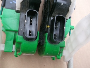 HYUNDAI I40 SEDAN ZÁMEK DVEŘE ZADNÍ