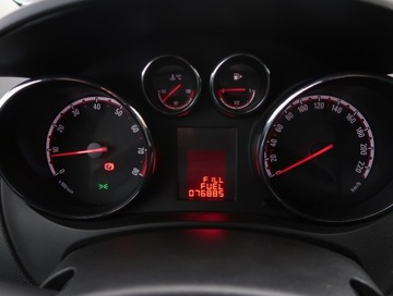 Opel Meriva II Mikrovan Facelifting 1.4 Twinport ECOTEC 100KM 2015 Opel Meriva 1.4 i, Klima, Klimatronic, Tempomat, zdjęcie 10