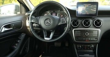 Mercedes GLA I Off-Roader Facelifting 2.1 200d 136KM 2019 Mercedes-Benz GLA (Nr.211) 2.2 Automat Nawigacja Klima Tempomat Gwarancja, zdjęcie 11
