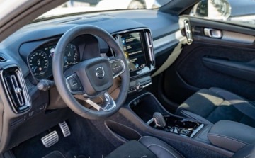 Volvo XC40 2022 Volvo XC 40 Volvo XC40 2.0 T5 AWD 247KM 2.0 Benzyna 247KM, zdjęcie 9