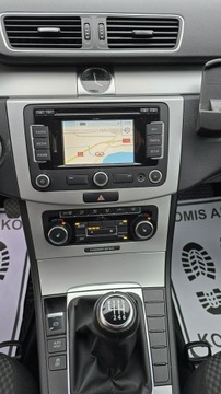 Volkswagen Passat B7 Variant 1.4 TSI BlueMotion 122KM 2011 Volkswagen Passat Benzyna, zdjęcie 19