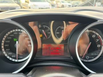 Alfa Romeo Giulietta Nuova II Hatchback 5d 1.4 TB 16v 120KM 2011 Alfa Romeo Giulietta Navi PDC Climatronic, zdjęcie 17