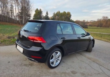 Volkswagen Golf VII Hatchback 3d Facelifting 1.6 TDI-CR DPF BMT 115KM 2018 Volkswagen Golf Volkswagen Golf 1.6 TDI (BlueMotion Technology) Trendline, zdjęcie 3