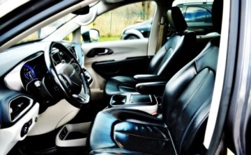 Chrysler Pacifica II 3.6 V6 291KM 2021 Chrysler Pacifica LPG - BRC , 8 miejsc, Zadbana 3.6 BenzynaLPG 291KM, zdjęcie 16