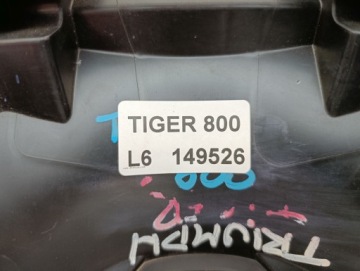 TRIUMPH TIGER 800 СИДЕНЬЕ ВОДИТЕЛЯ