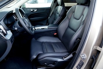 Volvo XC60 II Crossover Plug-In Facelifting 2.0 T8 455KM 2024 Volvo XC 60 INSCRIPTION panorama ful led, zdjęcie 22