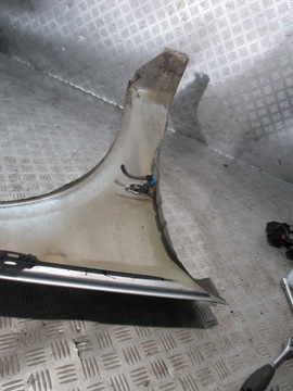 BLATNÍK LEVÝ PŘEDNÍ OPEL VECTRA B Z157