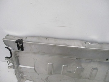 Крышка бака стенка A1906403600 MERCEDES GT 190