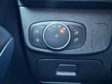 Ford Focus IV Hatchback 1.5 EcoBoost 150KM 2019 Ford Focus Full LedNaviAsystent ParkowaniaST-LINEFull OpcjaORYGINALNY LAKI, zdjęcie 27