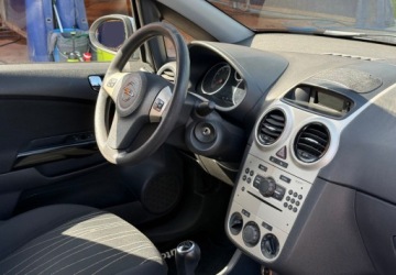 Opel Corsa D Hatchback 1.2 Twinport ECOTEC 80KM 2008 Opel Corsa Opel Corsa 1.2 16V 1.2 Benzyna 80KM, zdjęcie 13