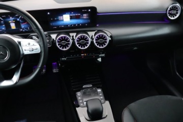 Mercedes Klasa A W177/V177 Hatchback 1.3 200 163KM 2022 Mercedes A A 200, Salon Polska, Serwis ASO, zdjęcie 7