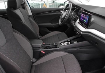 Skoda Octavia IV Liftback 1.5 TSI EVO 150KM 2024 Skoda Octavia 1.5 TSI mHEV, Podgrzewane fotele, Wnetrze Design Selection L, zdjęcie 13