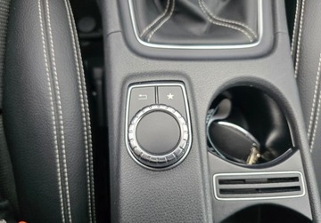 Mercedes Klasa A W176 Hatchback 5d Facelifting 180 122KM 2017 Mercedes-Benz Klasa A 1,6 Benzyna 122 KM GWARANCJA Zamiana Zarejestrowany, zdjęcie 32