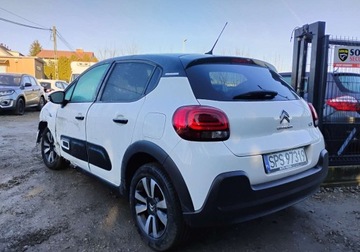 Citroen C3 III Hatchback Facelifting 1.2 PureTech 110KM 2023 Citroen C3 2023r, 1.2 Benzyna. Uszkodzony lewy przod. Jezdzi. 1.2 110KM, zdjęcie 3