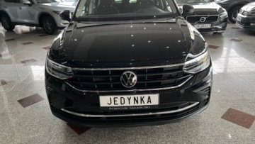 Volkswagen Tiguan II SUV Facelifting 2.0 TDI 150KM 2022 Volkswagen Tiguan Kamera Nawigacja Full LED Elektryczna klapa MOZLIWA ZAMI, zdjęcie 15