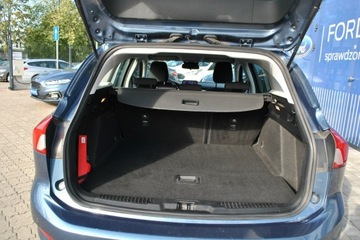 Ford Focus IV Kombi 1.5 EcoBlue 120KM 2021 Ford Focus Connected 1,5 EcoBlue 1320KM ASO Gwaran, zdjęcie 9