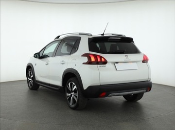 Peugeot 2008 I SUV Facelifting 1.2 PureTech 110KM 2019 Peugeot 2008 1.2 PureTech, Salon Polska, zdjęcie 3