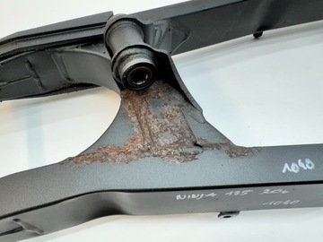 WAHACZ OŚKA WAHACZA OŚKA TYŁ OŚ KAWASAKI NJNJA 125 20R