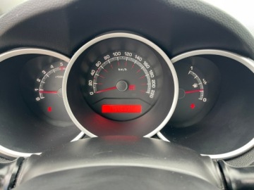 Kia Venga Mikrovan 1.4 CRDi WGT 90KM 2010 Kia Venga Klimatronik Skórana kiwrownica Tempomat, zdjęcie 7
