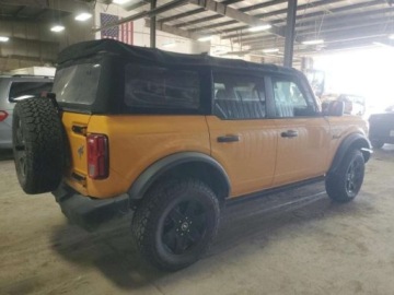 Ford Bronco V 2022 Ford Bronco 2022, 2.3L, 4x4, od ubezpieczalni 2.3 Benzyna 300KM, zdjęcie 3