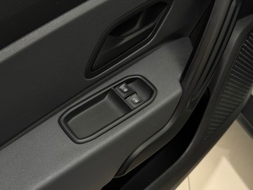 Dacia Duster II SUV 1.5 Blue dCi 115KM 2021 Dacia Duster Essential / Czujniki parkowania / Kli, zdjęcie 18