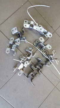 TOYOTA RAV4 III 06-09R ZAWIASY KLAPY TYL KOMPLET