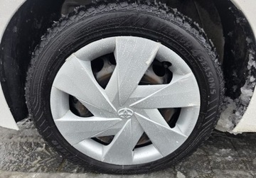 Toyota Aygo II Hatchback 5d 1.0 VVT-i 69KM 2016 Toyota Aygo Benzyna 69KM, zdjęcie 18