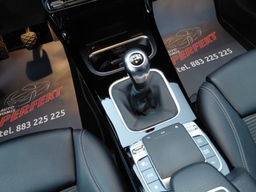 Mercedes Klasa A W177/V177 Hatchback 1.3 160 109KM 2019 Mercedes-Benz Klasa A Kamera Benzyna Elektryka 2xPDC Sensor LED Alu 1.3, zdjęcie 19
