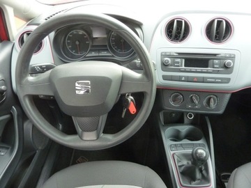 Seat Ibiza IV Hatchback 5d Facelifting 1.2 70KM 2014 Seat Ibiza 1.2 Benzynka, zdjęcie 18
