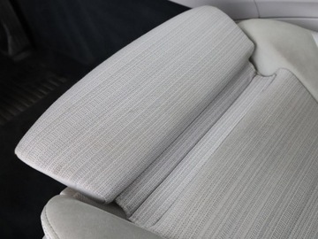 Mercedes Klasa C W205 Limuzyna 180 156KM 2014 Mercedes C 180 automat półskóra jane wnętrze, zdjęcie 38