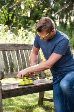 ЭЛЕКТРИЧЕСКАЯ МНОГОФУНКЦИОНАЛЬНАЯ ШЛИФОВАЛЬНАЯ МАШИНА RYOBI 200 Вт RSS200-G