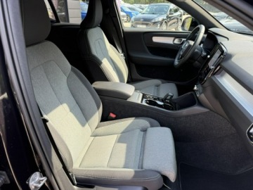 Volvo XC40 Crossover Facelifting 2.0 B3 163KM 2025 Volvo XC 40 B3 Plus Dark aut 163kM! HD pixel LED!, zdjęcie 25