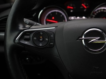 Opel Insignia I Hatchback Facelifting 1.6 CDTI Ecotec 136KM 2017 Opel Insignia 1.6 CDTI, Salon Polska, Serwis ASO, zdjęcie 17