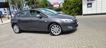 Opel Astra J Hatchback 5d 1.4 Turbo ECOTEC 140KM 2012 Opel Astra 1.4 Benzyna 140KM Klima PdC Import Raty Oplaty 1.4 Benzyna, zdjęcie 19