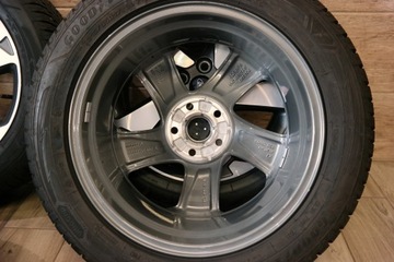 18'' KIA SOUL ORIGINÁLNÍ 5X114,3 NEXEN 235/45 OPTIMA