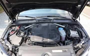 Audi A4 B9 Avant 2.0 40 TDI 190KM 2019 Audi A4 Avant NAVI, Grzane Fotele, Tempomat, LED, Felgi Alu, Skora, Czujni, zdjęcie 13